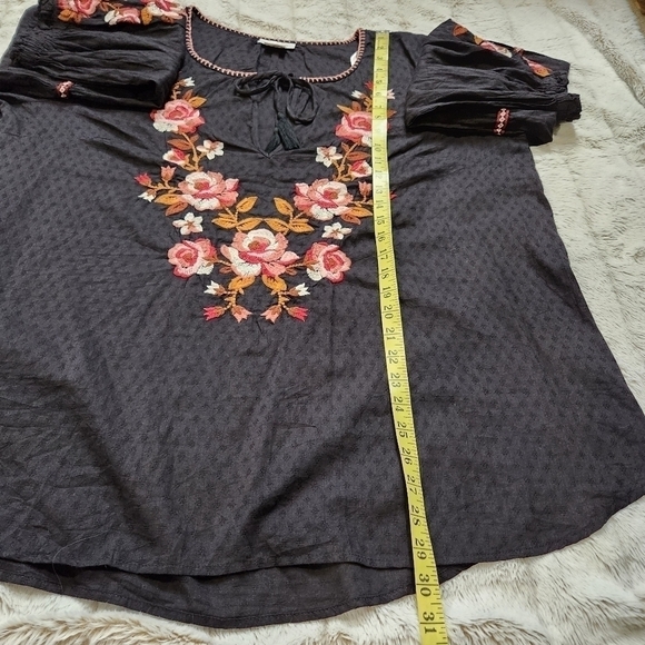 Size M-L Bohemian blouse Scoop neck embroidered 100% Cotton Long sleeves Black - Picture 9 of 10
